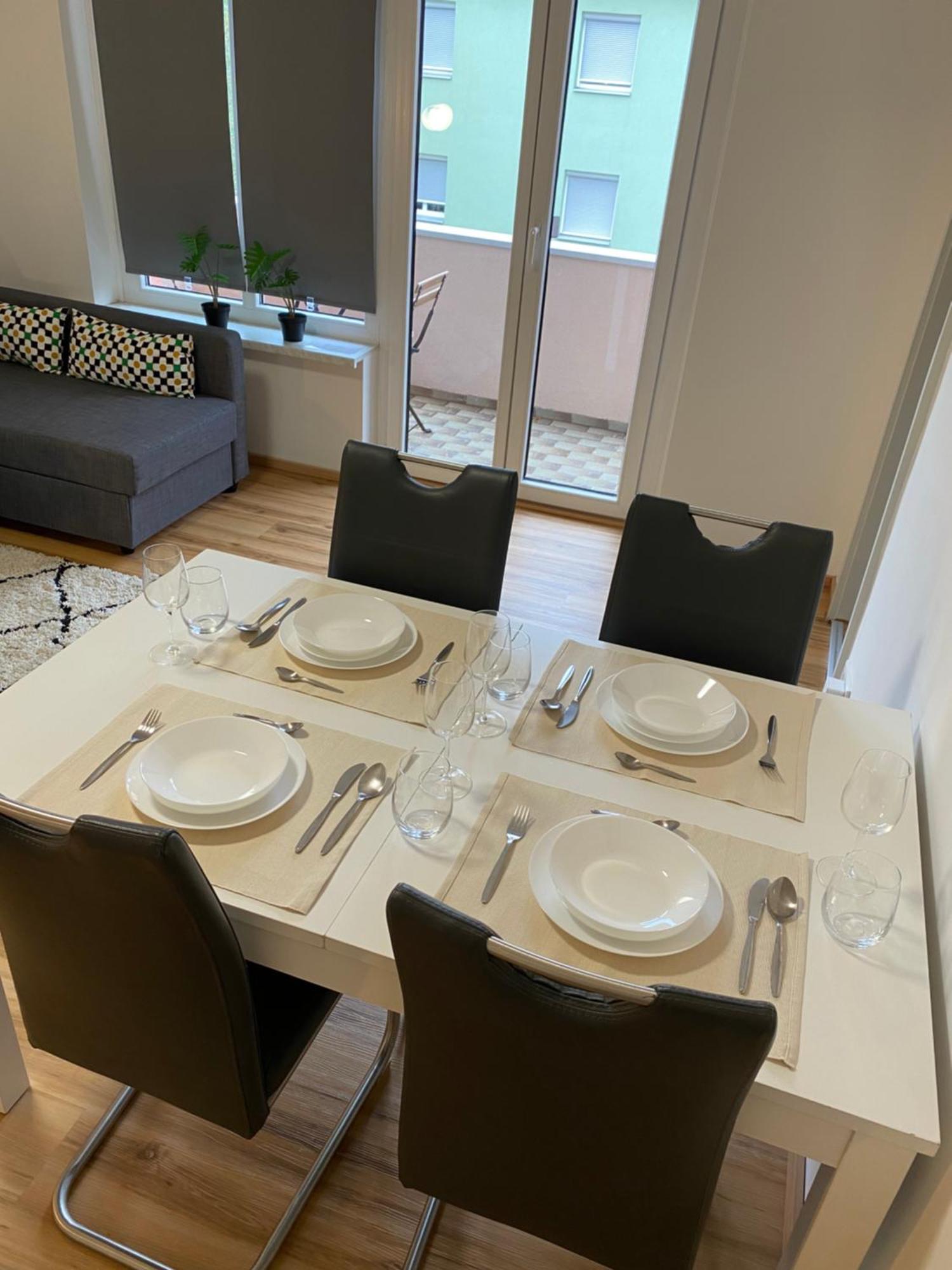Charming Flat In A Quiet Central Location 그라츠 외부 사진